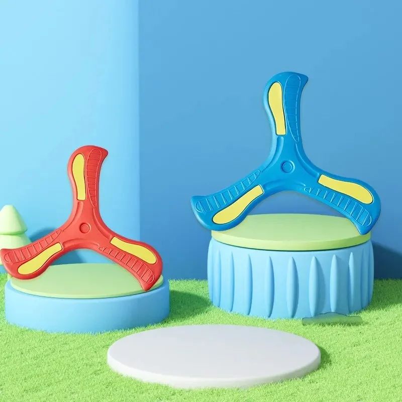 Soft ThreeLeaf Boomerang Outdoor Flying Toy 8