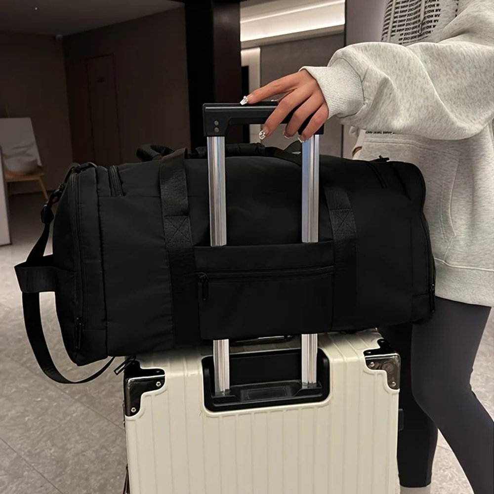 Large Capacity Travel Gym Backpack With Shoe Compartment And Wet Dry Separation 7