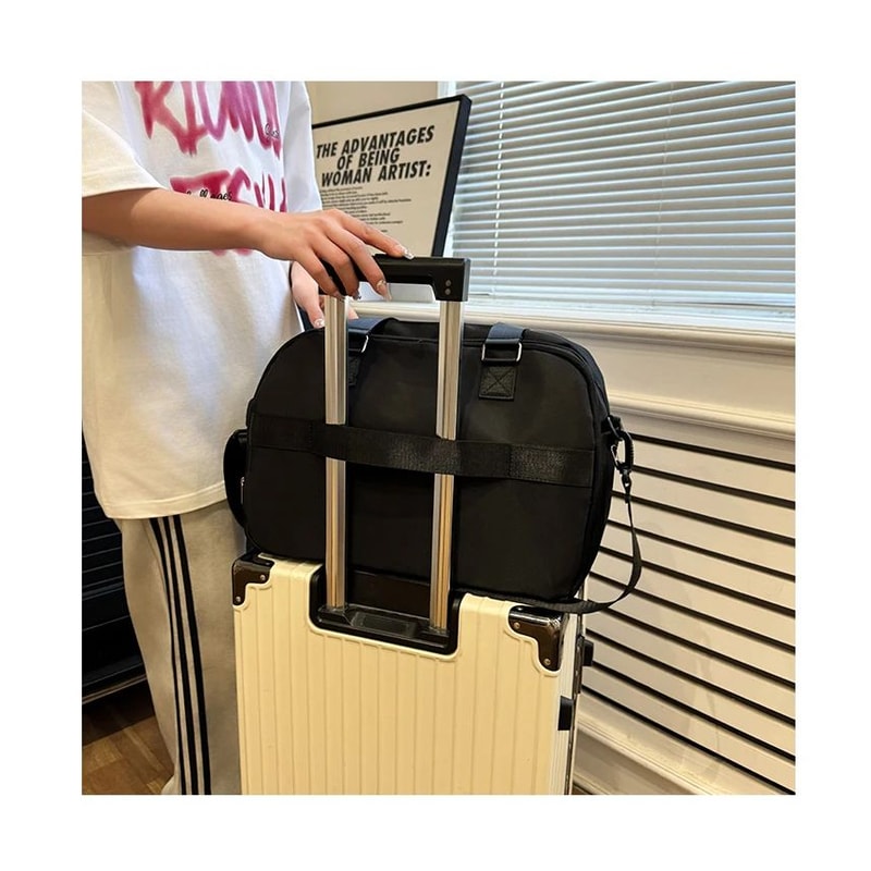 Large Capacity Extendable Travel Weekend Duffel Bag 7