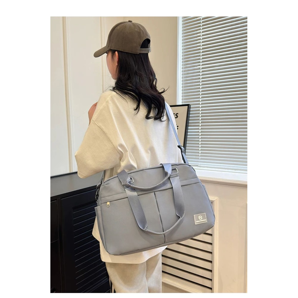 Large Capacity Extendable Travel Weekend Duffel Bag 8