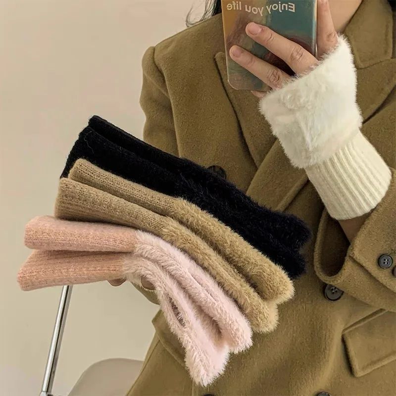 Soft Plush Fingerless Winter Gloves For Women 6
