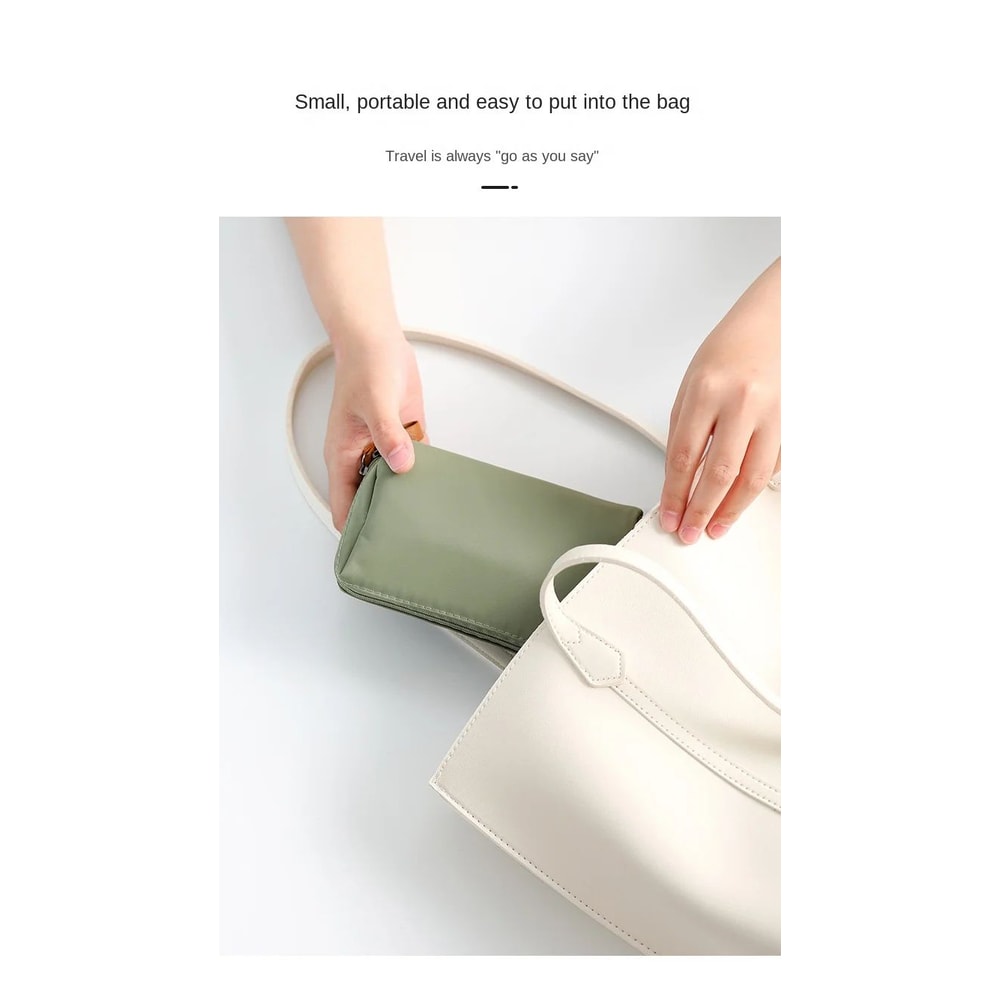 Waterproof Large Capacity Makeup Travel Bag 11