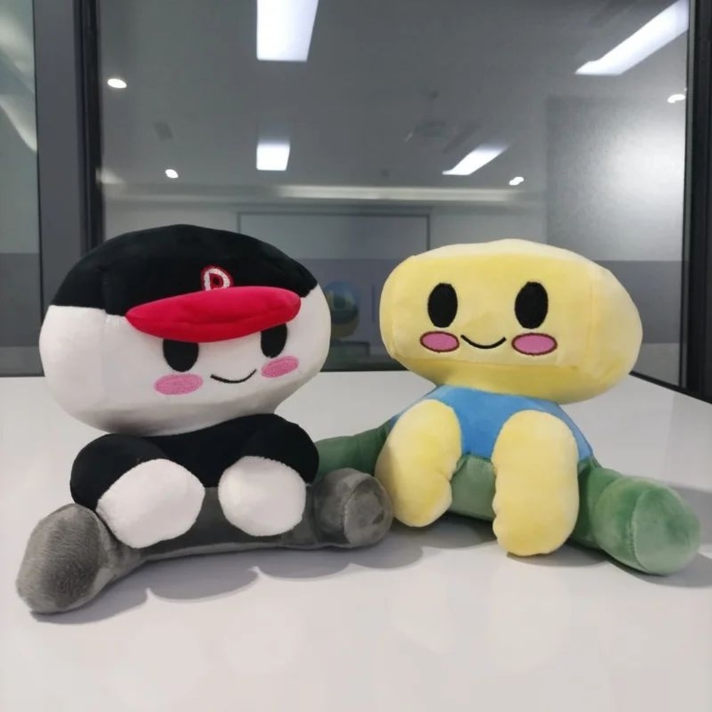 Blox Buddies Bacon Girl Plush Doll 3