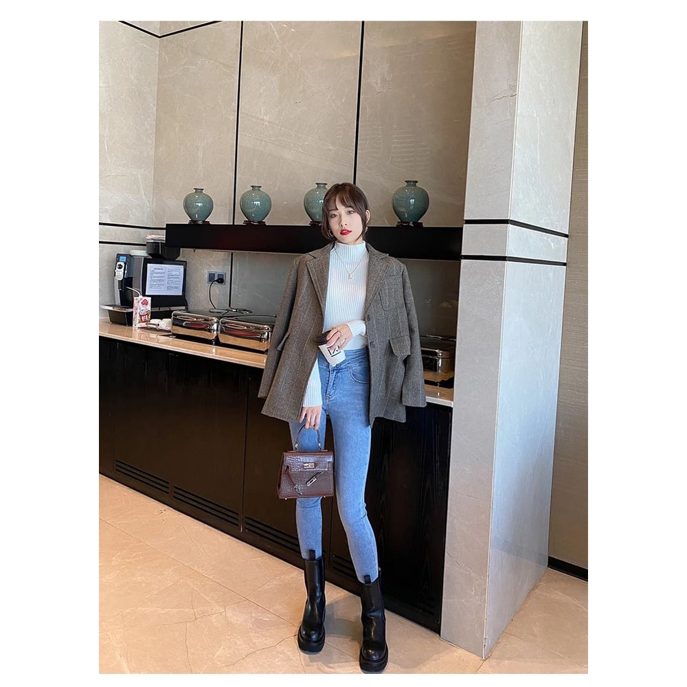 Elegant Solid Knit Turtleneck Sweater For Women 5