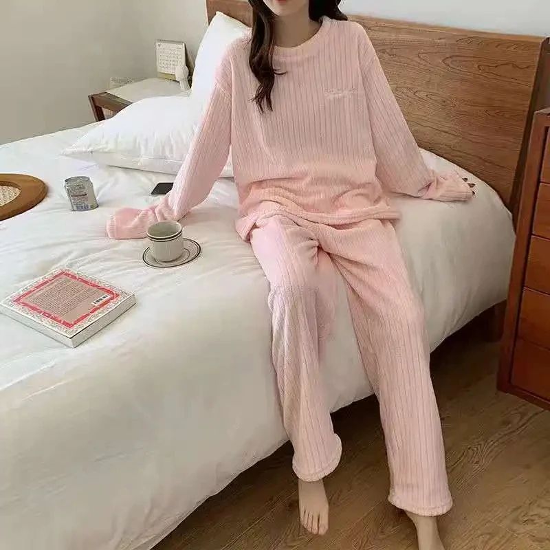 Women Winter Coral Velvet Thick Warm Pajama Set 3