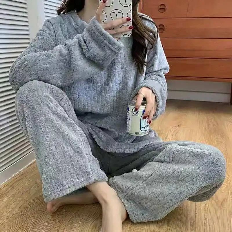 Women Winter Coral Velvet Thick Warm Pajama Set 13