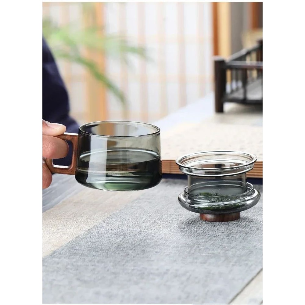 200 Ml Glass Tea Cup With Wooden Handle And Filter 10