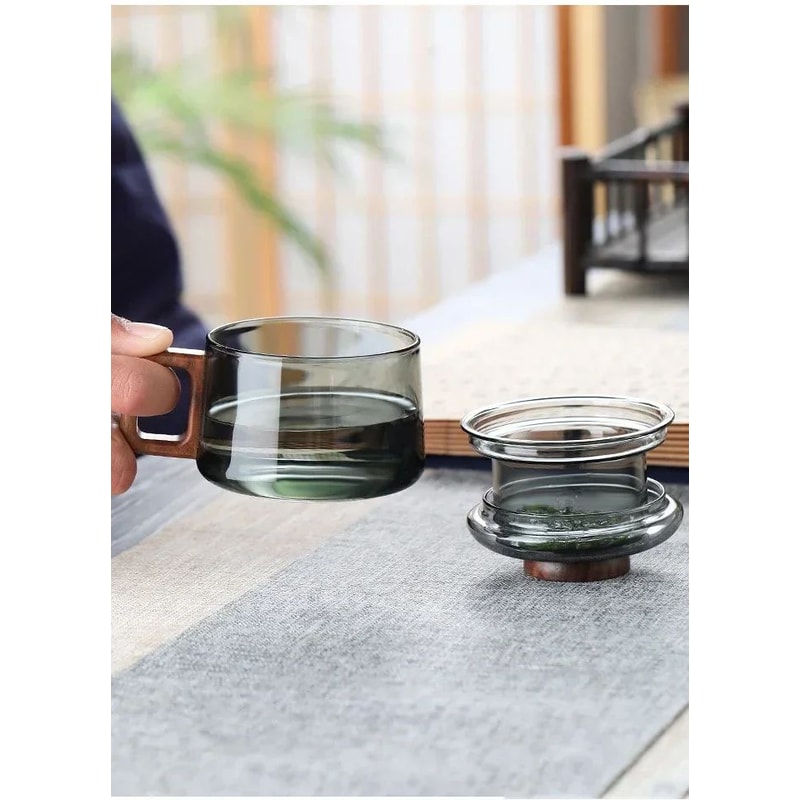 200 Ml Glass Tea Cup With Wooden Handle And Filter 10