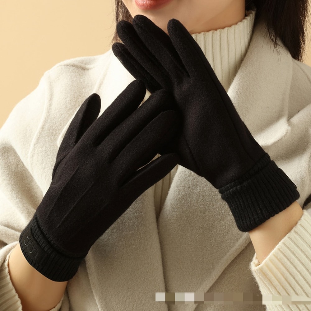 Women's Winter Touchscreen Gloves for Cold Weather Comfort and Easy Phone Use