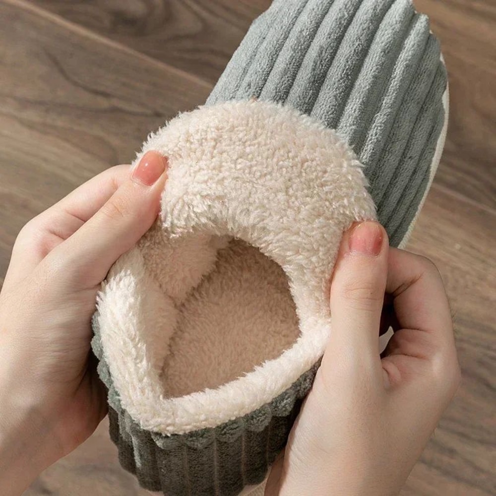 Furry Plush Winter Slippers Cozy Indoor Slides 5