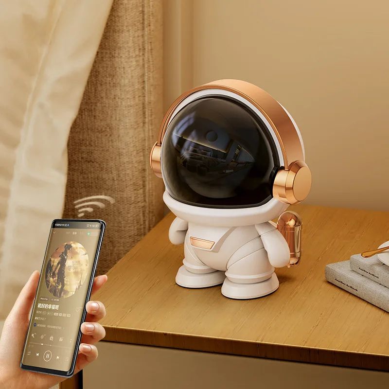 Space Robot Bluetooth Mini Subwoofer Speaker 1