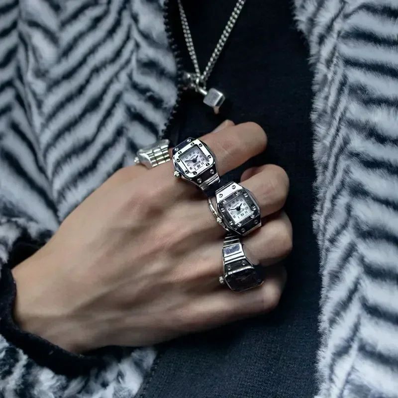 Vintage Punk Roman Numeral Finger Ring Watch 4