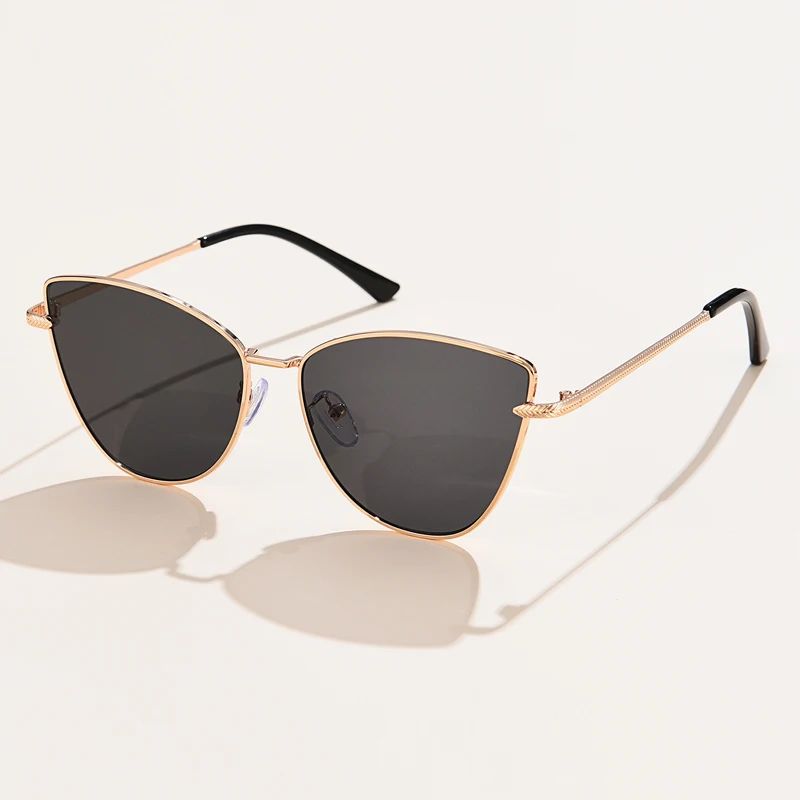 Women Cat Eye Metal Frame UV400 Fashion Sunglasses 3