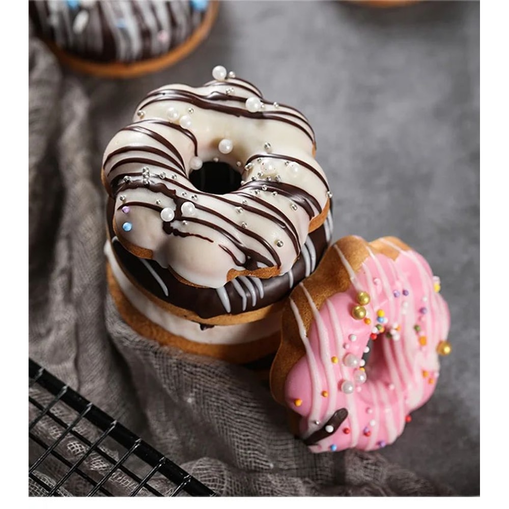 Creative Donut Mold Cutter DIY Dessert Baking Tool 15