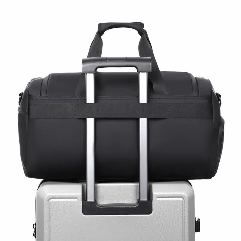 Large Capacity Gym Travel Duffel Bag With Shoe Compartment 12