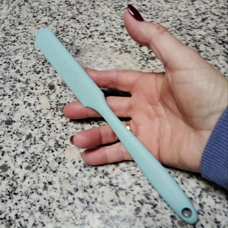 Heat Resistant Non Stick Food Scraper Silicone Spatula 1