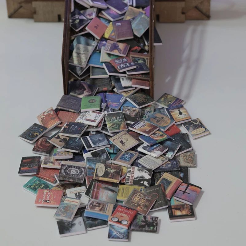 200pcs Mini Dollhouse Books Decoration Set 5