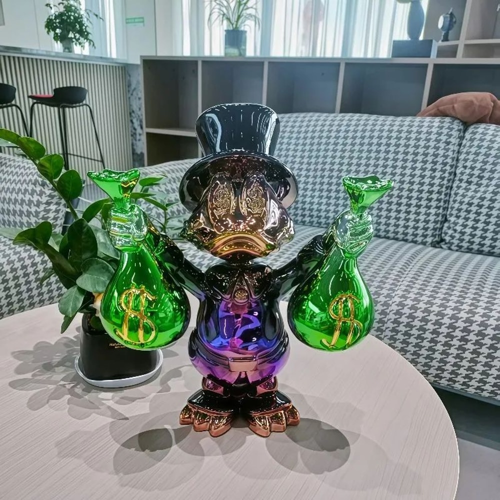 Donald Duck Money Bag Resin Statue Decor 7