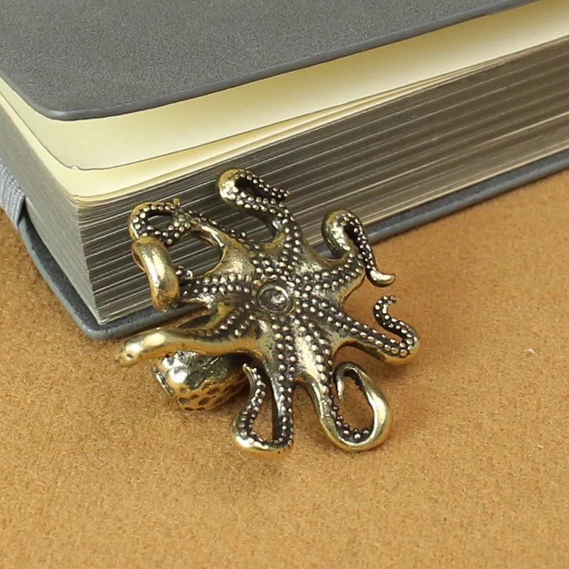 Retro Brass Octopus Mini Figurine Desk Decor 1
