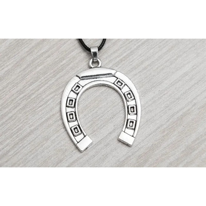 Lucky Horseshoe Car Pendant Hanging Ornament 7