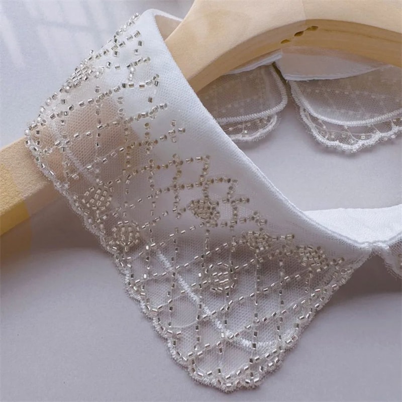 Women Lace Detachable Embroidered Collar 2