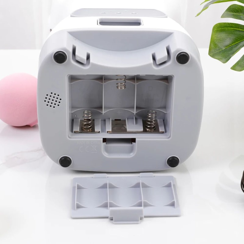 Smart WiFi Automatic Pet Feeder With Voice Recorder 3