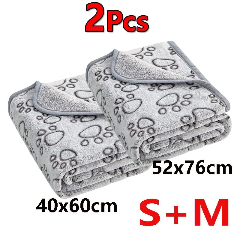 Soft Fluffy Paw Print Pet Blanket Set 12