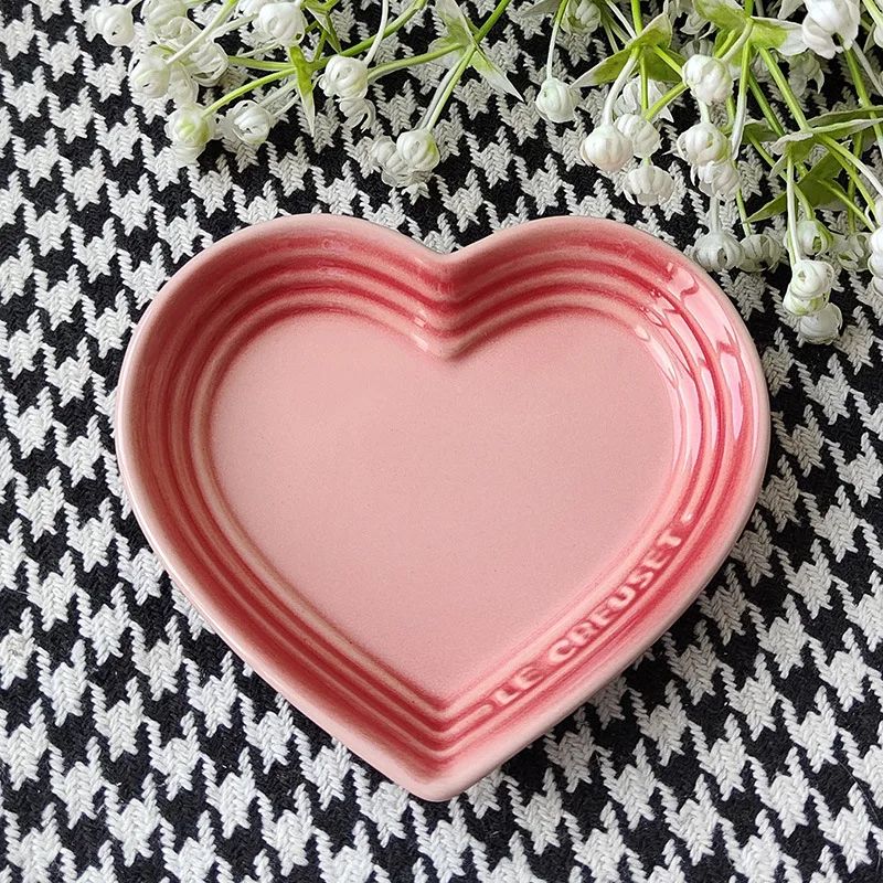 Heart Shaped Ceramic Cat Bowl Anti Vomiting Pet Feeding Dish 7