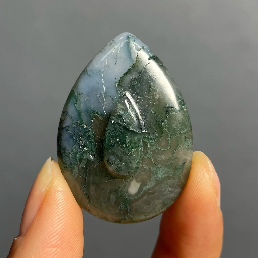 Natural Agate Crystal Pendant Healing Stone Decor 12