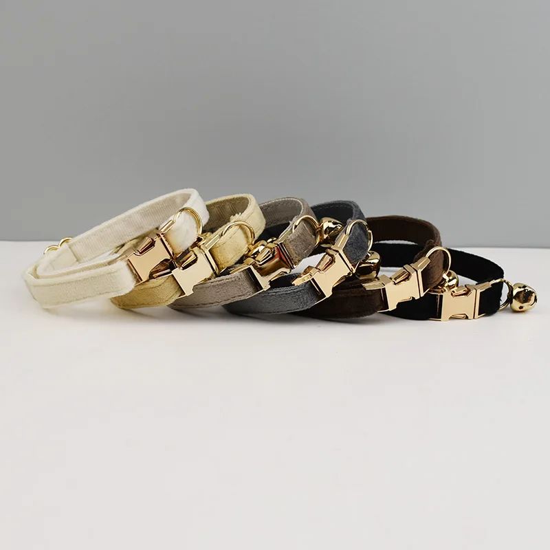 Personalized Luxury Velvet Cat Collar With Bow Tie 1