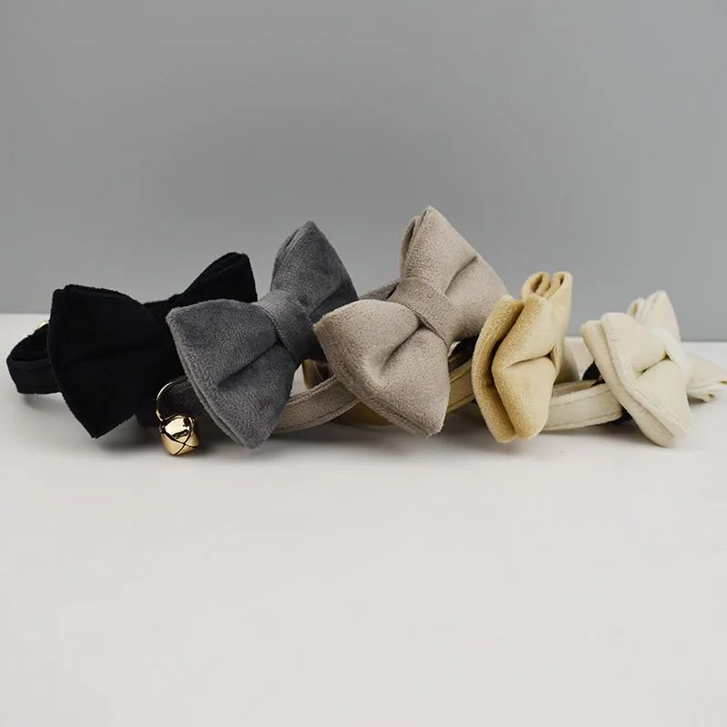 Personalized Luxury Velvet Cat Collar With Bow Tie 3