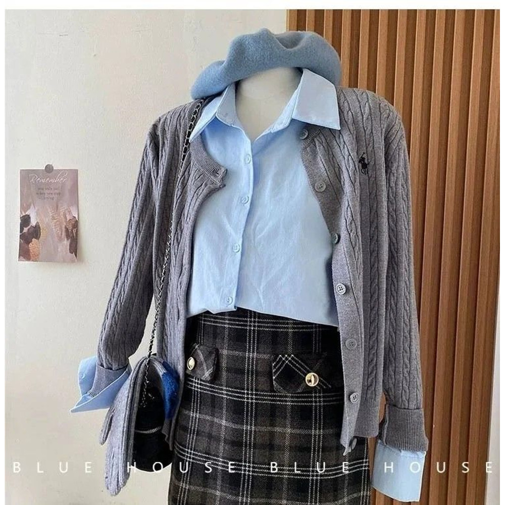 Vintage Embroidered Knit Cardigan Red White RoundNeck Layering Jacket 0