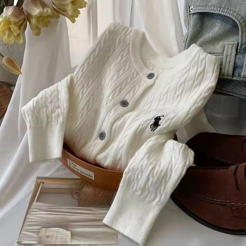 Vintage Embroidered Knit Cardigan Red White RoundNeck Layering Jacket 8