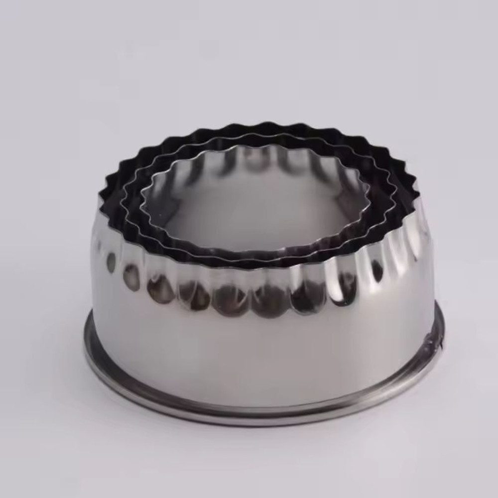 Premium 3Piece Stainless Steel Round Dough Cookie Cutter Set 7