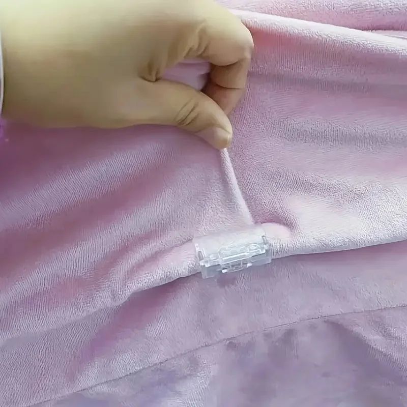 SmartGrip 20Pack Invisible Bed Sheet Clips NoSew Adjustable Mattress Quilt Grippers 4