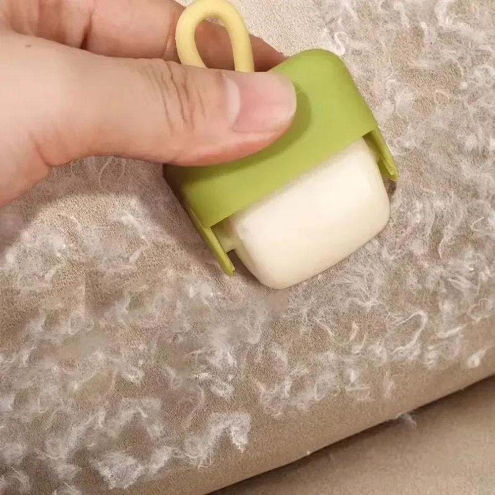 UltraClean Reusable Washable Lint Remover Roller 1