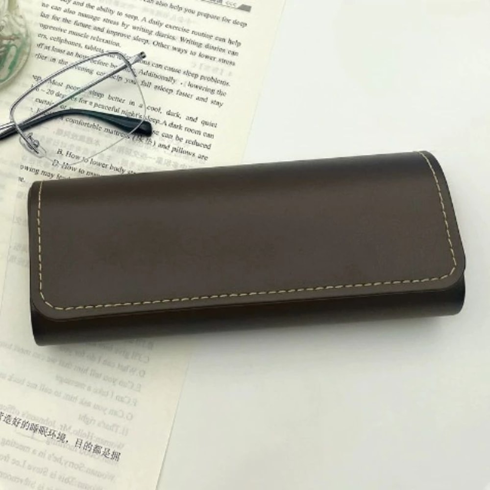 VintageEase Compact Eyeglass Case Lightweight TravelReady Glasses Holder 7