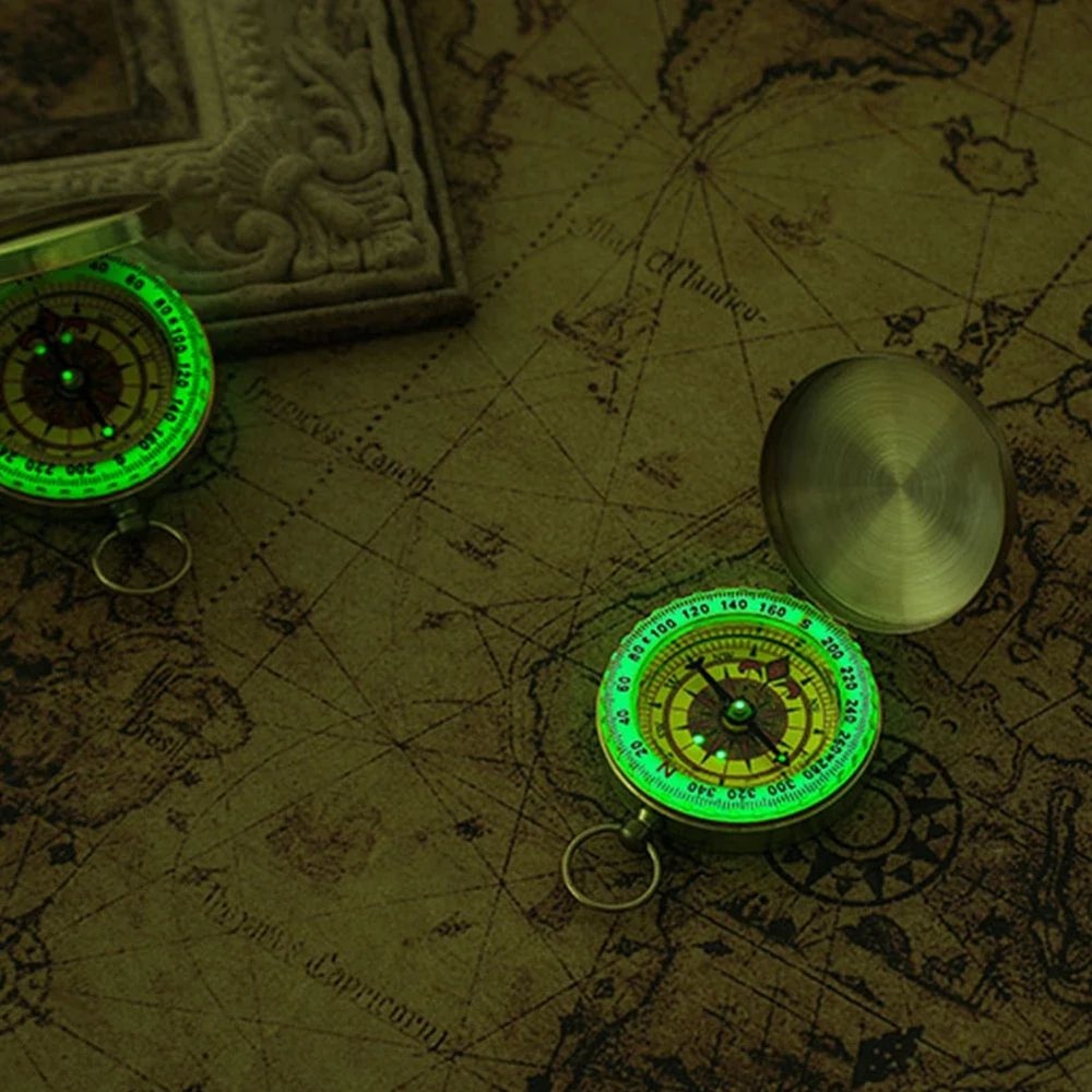 Vintage Outdoor Waterproof Navigation Compass Mini Copper Pocket Travel Guide 2