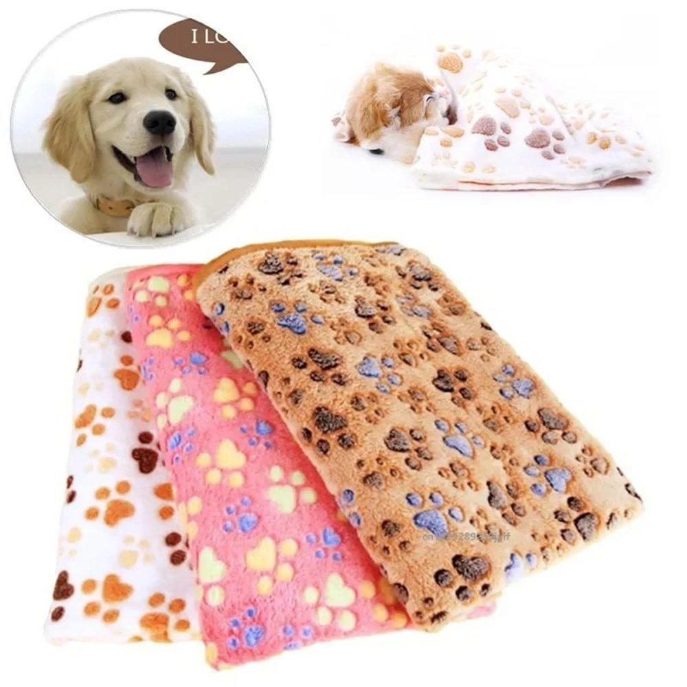 UltraSoft Plush Pet Blanket For Dogs Cats Cozy Cartoon Winter Pet Mat 0