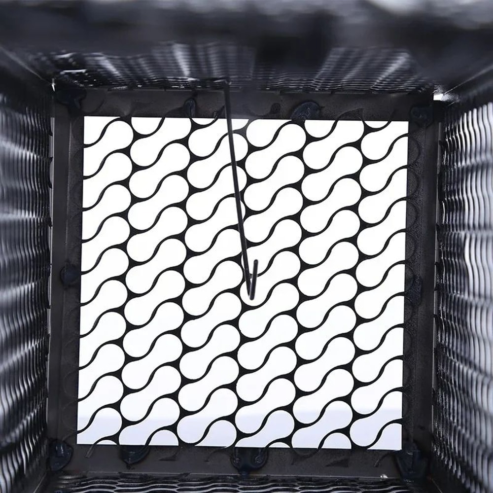 SelfLocking Humane Metal Mouse Trap Cage Reusable IndoorOutdoor Rat Catcher With Secure Iron Mesh 3