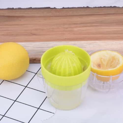Manual Citrus Juicer with Measuring Cup - Easy Lemon & Orange Squeezer for Fast, Mess-Free Juice