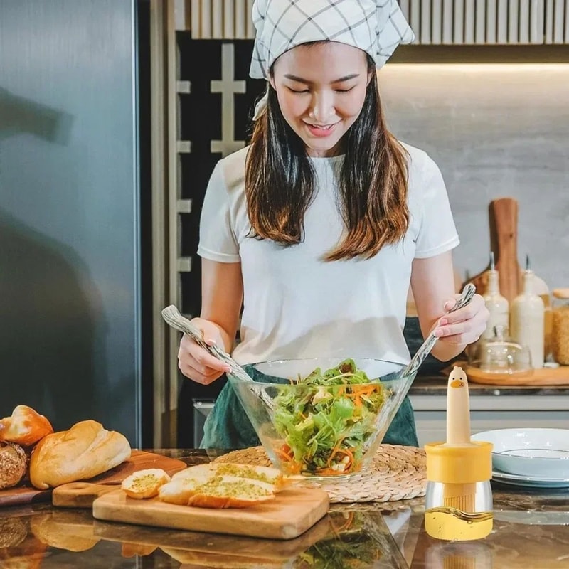 Glass Oil Dispenser With Silicone Basting Brush2in1 LeakResistant Oil Dispenser With Brush For Cook 4