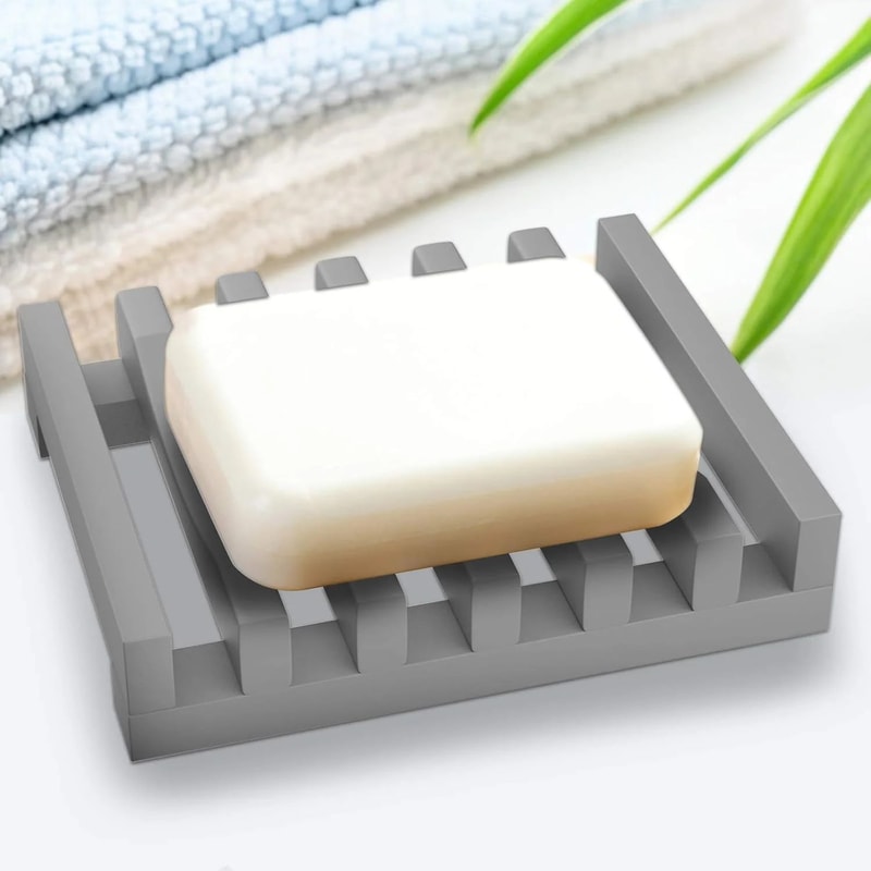 Silicone SelfDraining Soap Dish Tray NonSlip Soap Saver For Shower Sink Bathtub 0