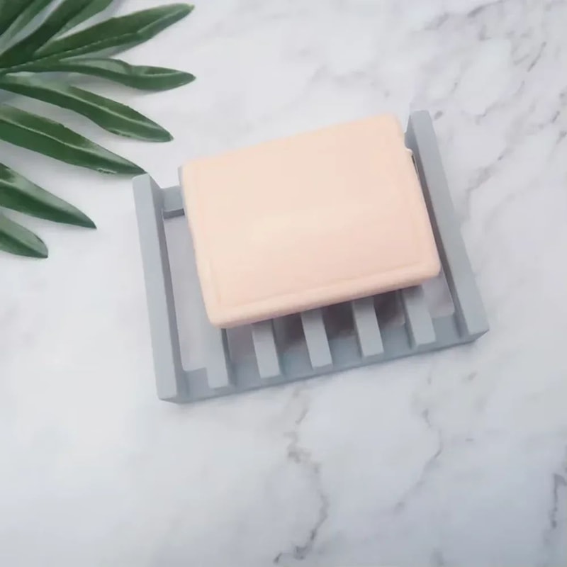 Silicone SelfDraining Soap Dish Tray NonSlip Soap Saver For Shower Sink Bathtub 2