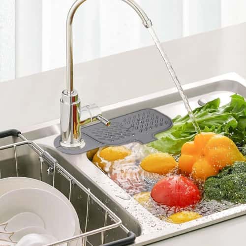 Self-Draining Silicone Soap Holder Tray – Soap Saver Kitchen Sink Organizer for Bar Soap & Sponges