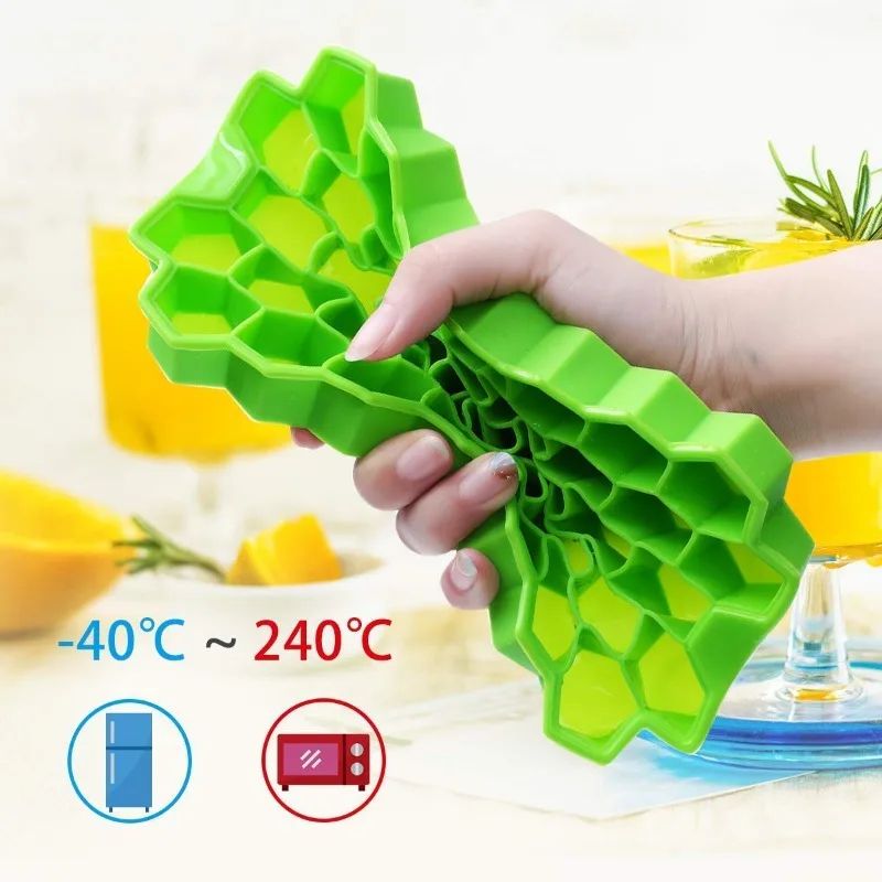 Honeycomb Silicone Ice Cube Tray With Lid 37 Mini Cubes Stackable Ice Mold For Cocktails Whiskey 3