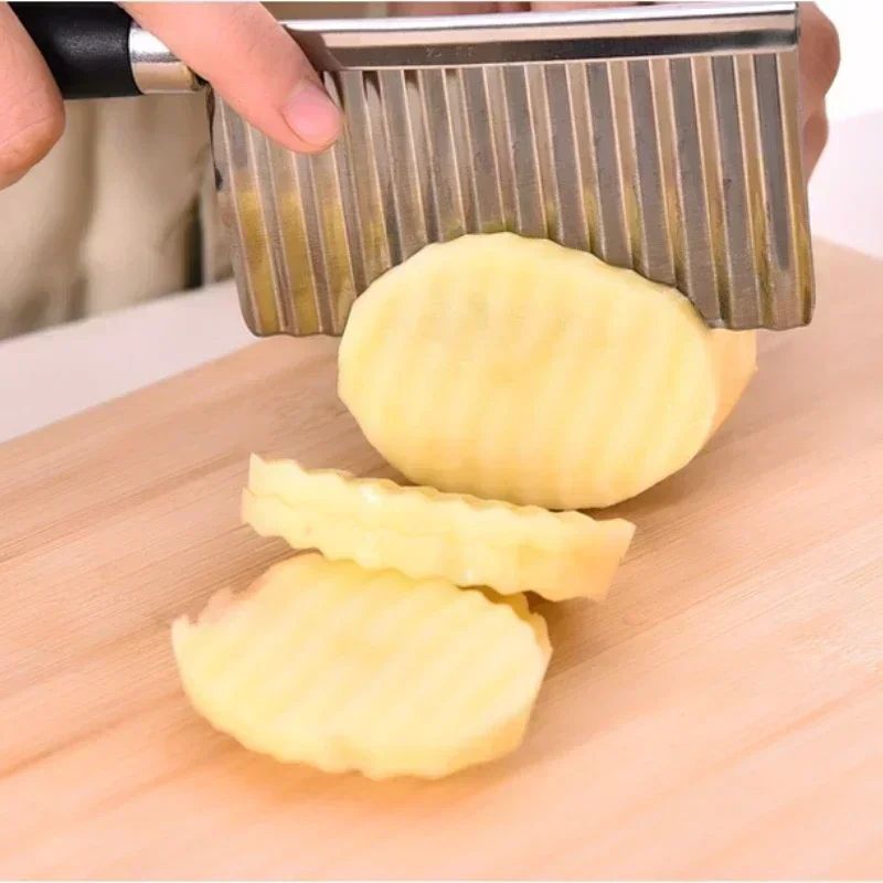 Stainless Steel Crinkle Cutter Wavy Slicer For Potatoes Fries Fruits Veggies 2
