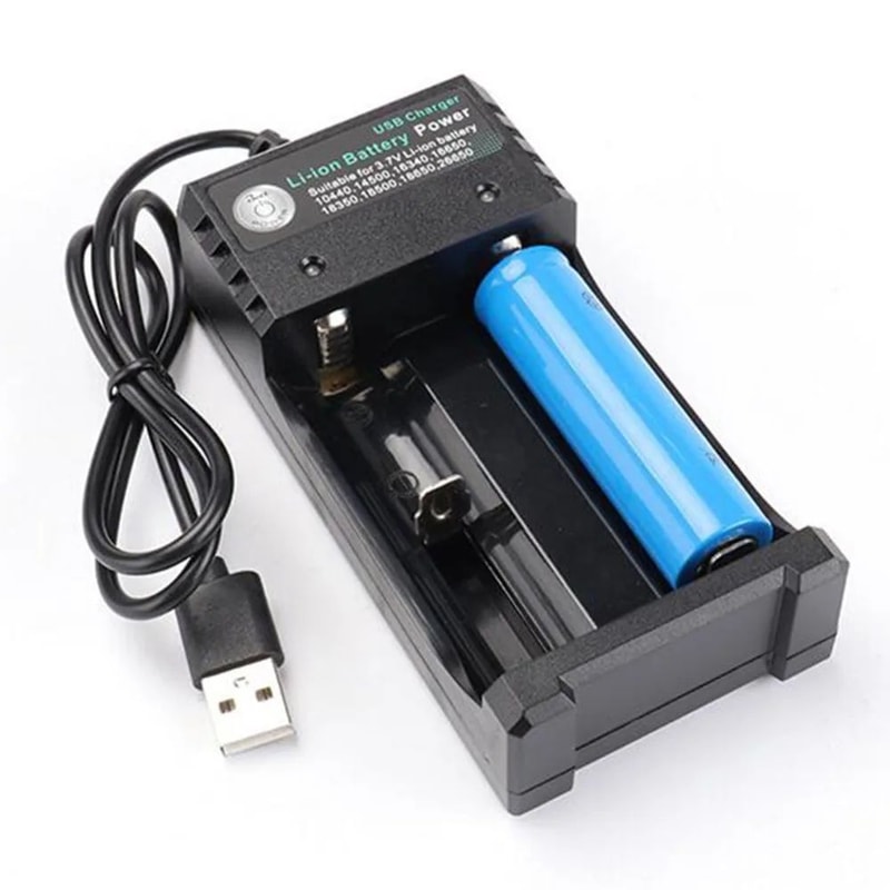 4Slot Universal 18650 Battery Charger 110V240V For 1450016340166501835018500 6