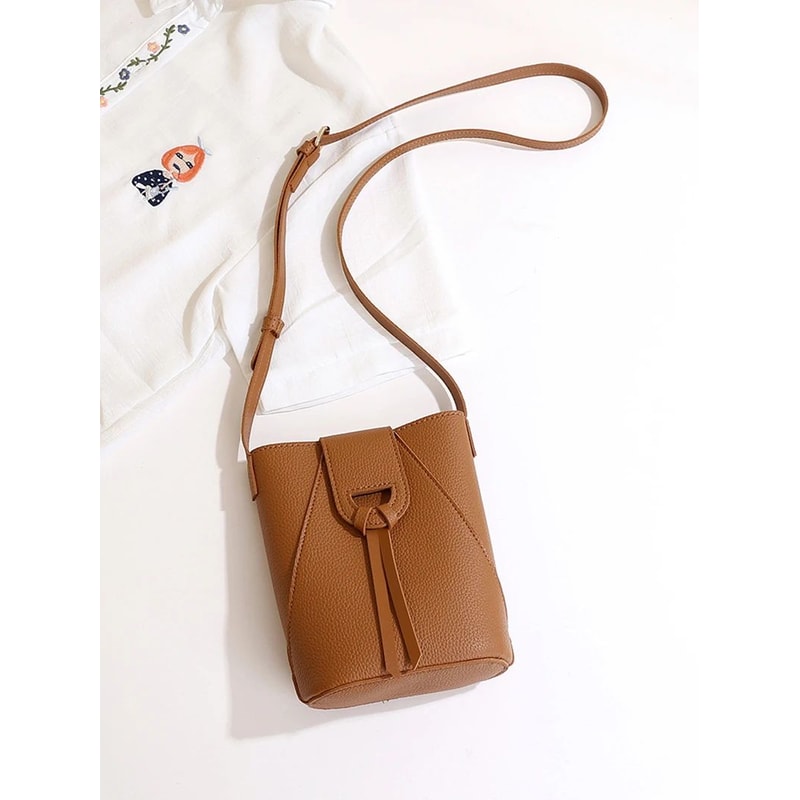 Everyday Chic Womens PU Leather Shoulder Large Capacity Crossbody Bag Stylish Womens Handbag Purs 3