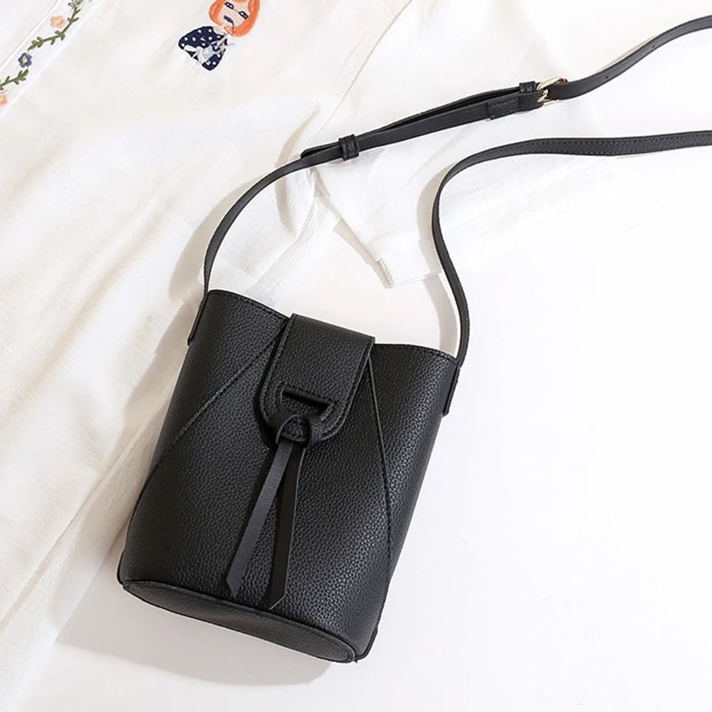 Everyday Chic Womens PU Leather Shoulder Large Capacity Crossbody Bag Stylish Womens Handbag Purs 7